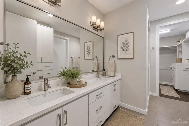 1444 Ozark Avenue, Mcallen, TX 78504