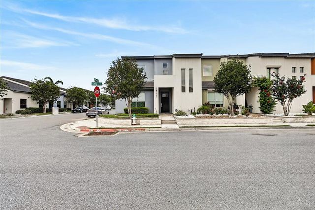 1444 Ozark Avenue, Mcallen, TX 78504