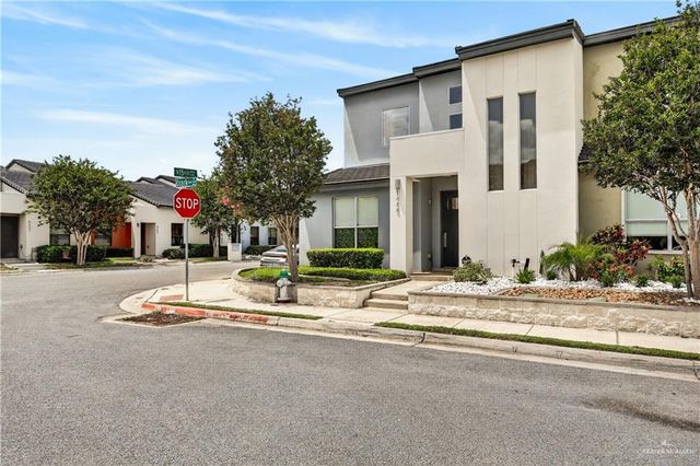 1444 Ozark Avenue, Mcallen, TX 78504