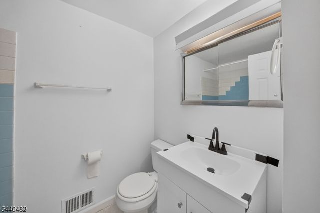 6 Concord Dr, Franklin Twp., NJ 08873