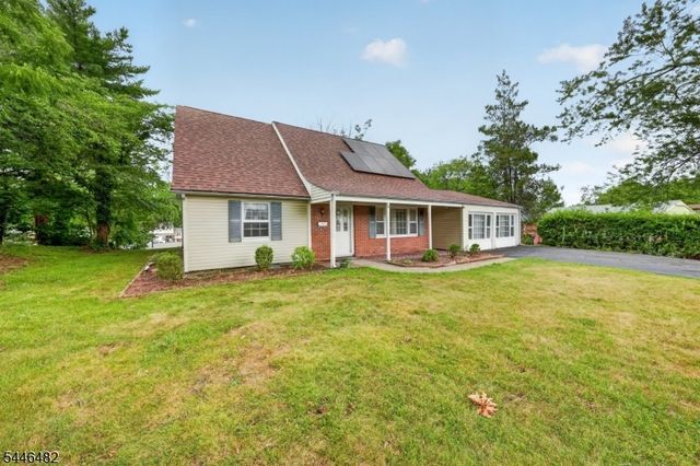 6 Concord Dr, Franklin Twp., NJ 08873