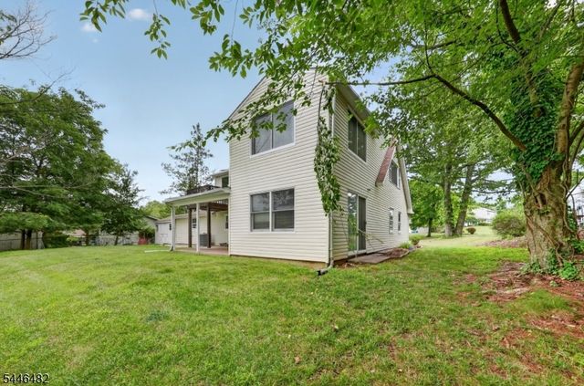 6 Concord Dr, Franklin Twp., NJ 08873