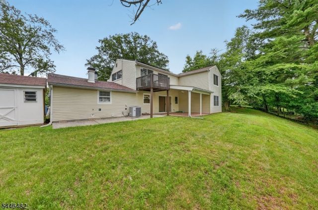 6 Concord Dr, Franklin Twp., NJ 08873