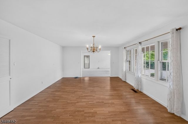 6 Concord Dr, Franklin Twp., NJ 08873