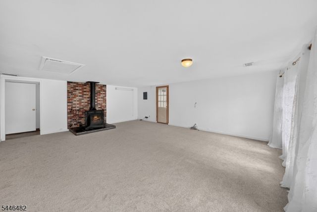 6 Concord Dr, Franklin Twp., NJ 08873