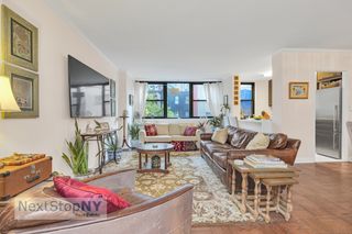 420 E 51ST Street # 3D, New York City, NY 10022