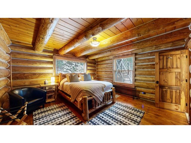 14142 N Saint Vrain Dr, Lyons, CO 80540