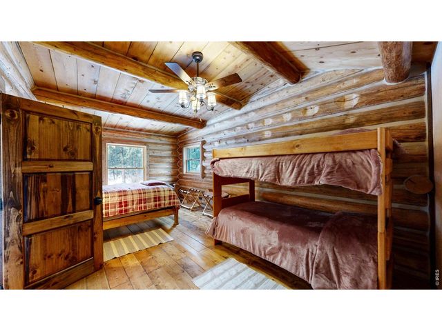 14142 N Saint Vrain Dr, Lyons, CO 80540