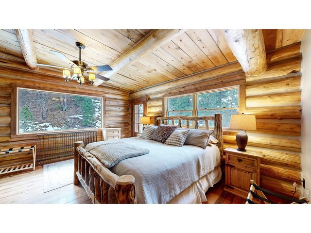 14142 N Saint Vrain Dr, Lyons, CO 80540