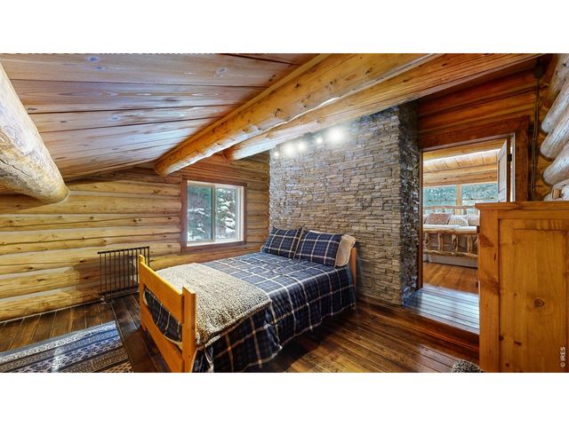 14142 N Saint Vrain Dr, Lyons, CO 80540