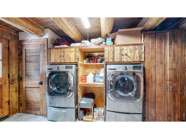 14142 N Saint Vrain Dr, Lyons, CO 80540