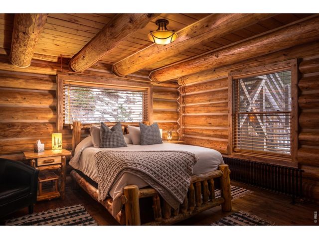 14142 N Saint Vrain Dr, Lyons, CO 80540