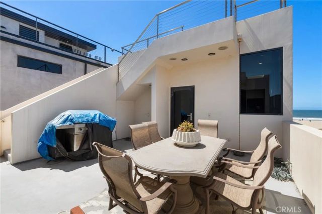 3009 Ocean Front Walk, Venice, CA 90291