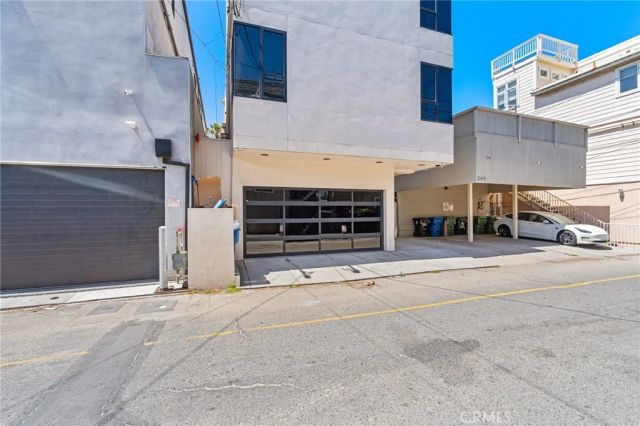 3009 Ocean Front Walk, Venice, CA 90291