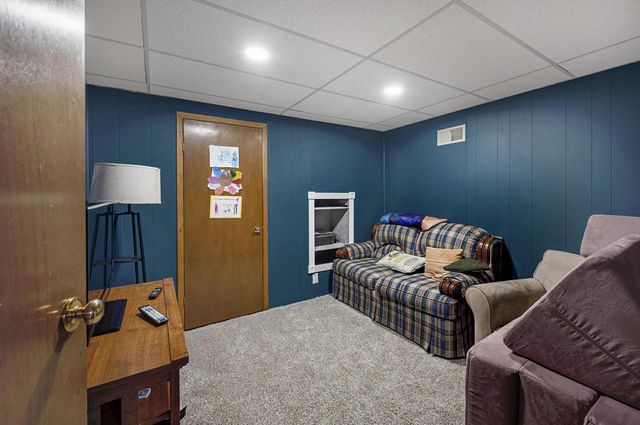 1000 School DRIVE, Waukesha, WI 53189