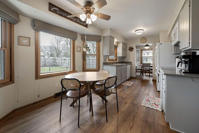 1000 School DRIVE, Waukesha, WI 53189