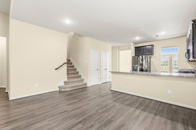 6131 Carpenters Cove Lane, Houston, TX 77049