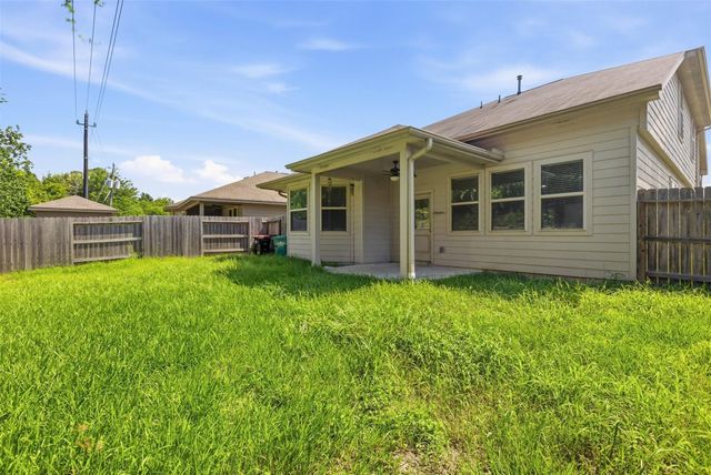 6131 Carpenters Cove Lane, Houston, TX 77049