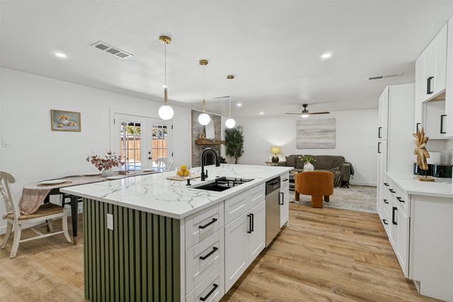 2704 Parkhaven Drive, Plano, TX 75075