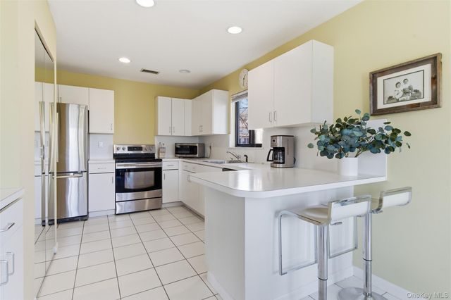 100 Northgate Circle, Melville, NY 11747