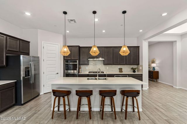 6500 W Antler Bend Place, Marana, AZ 85658
