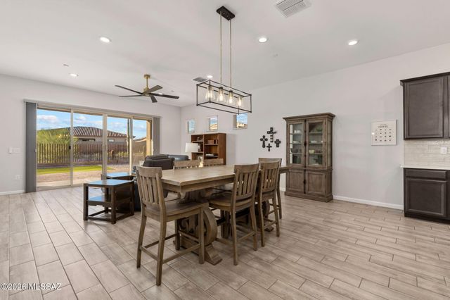 6500 W Antler Bend Place, Marana, AZ 85658