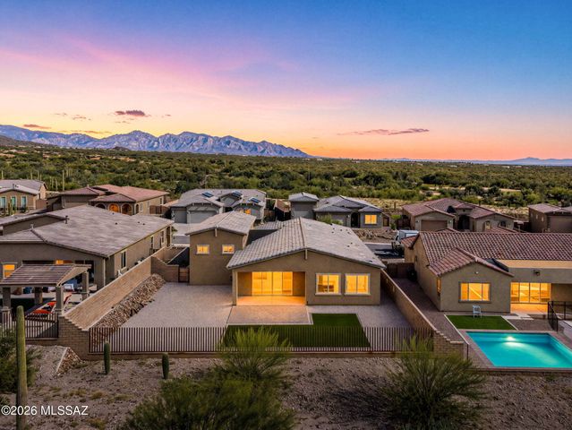 6500 W Antler Bend Place, Marana, AZ 85658