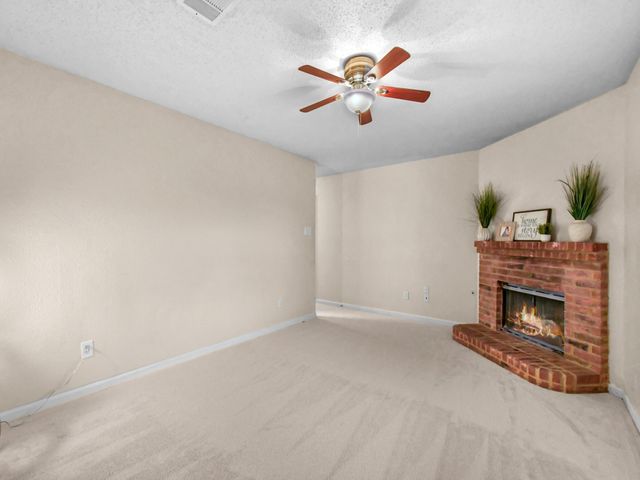 1722 Circle Creek Drive, Lewisville, TX 75067