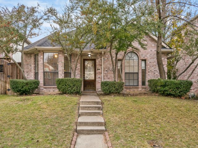 1722 Circle Creek Drive, Lewisville, TX 75067