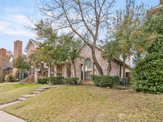 1722 Circle Creek Drive, Lewisville, TX 75067
