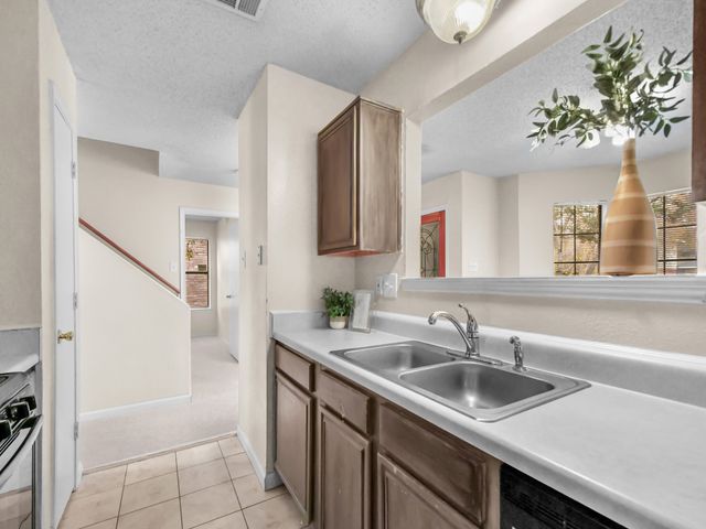 1722 Circle Creek Drive, Lewisville, TX 75067