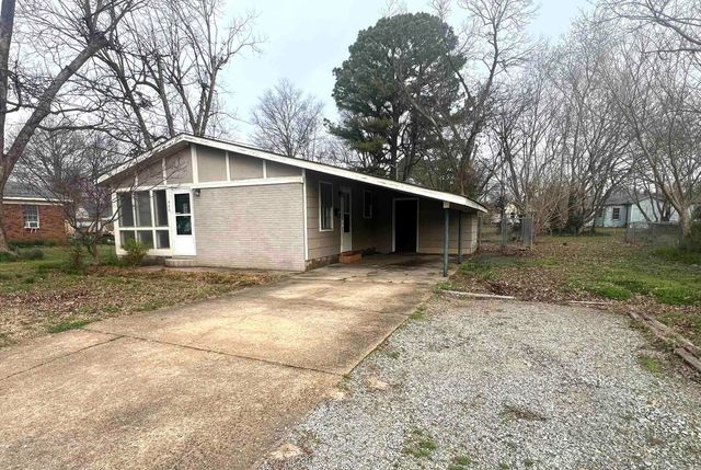 458 Valarie Lane, Piggott, AR 72454