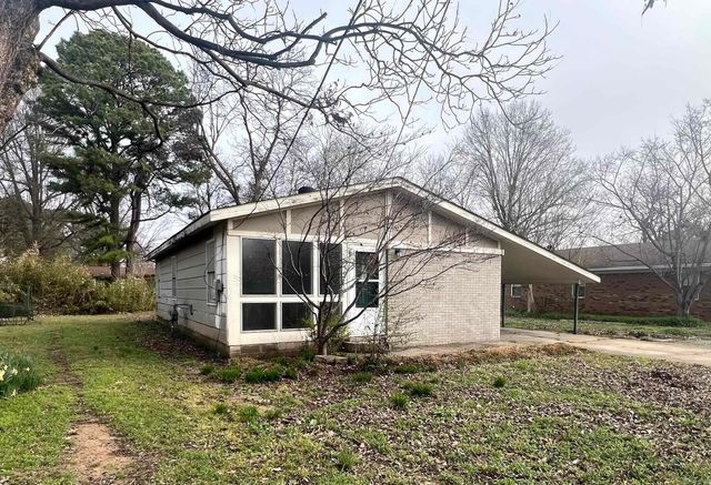 458 Valarie Lane, Piggott, AR 72454