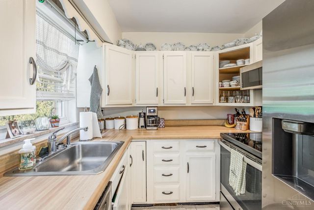 3593 Sandal Lane, Green Twp, OH 45248