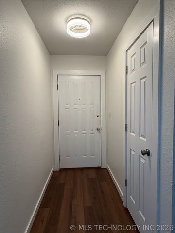 11207 S 1st Street, Jenks, OK 74037