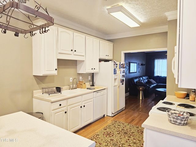 700 A Northwest The Terrace Street, Norton, VA 24273