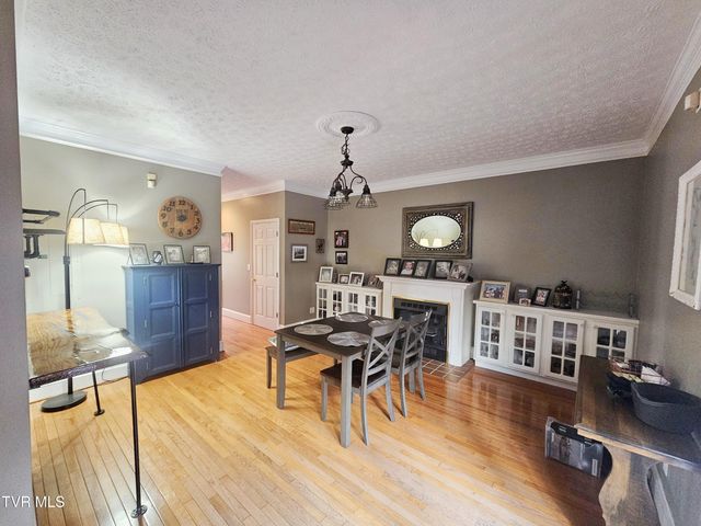 700 A Northwest The Terrace Street, Norton, VA 24273