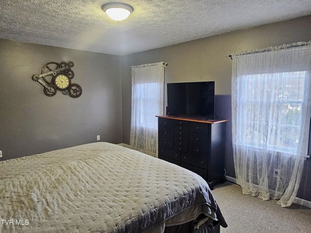 700 A Northwest The Terrace Street, Norton, VA 24273