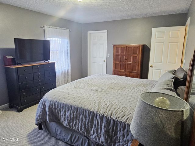 700 A Northwest The Terrace Street, Norton, VA 24273