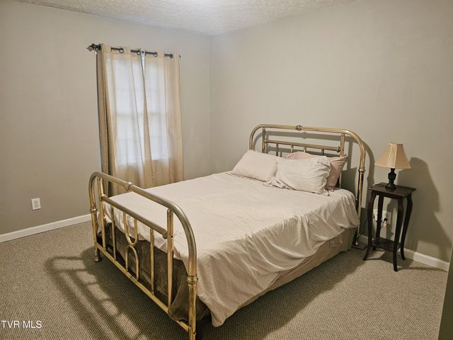 700 A Northwest The Terrace Street, Norton, VA 24273