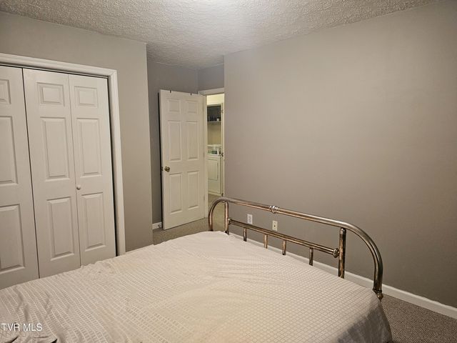 700 A Northwest The Terrace Street, Norton, VA 24273