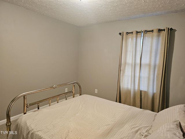 700 A Northwest The Terrace Street, Norton, VA 24273