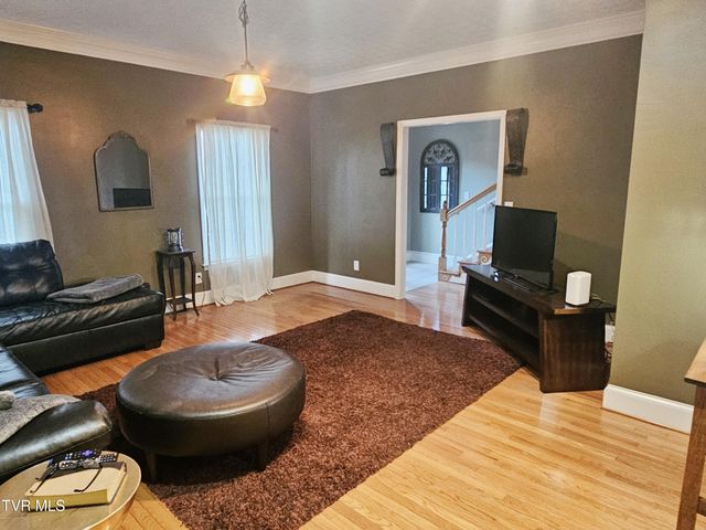 700 A Northwest The Terrace Street, Norton, VA 24273