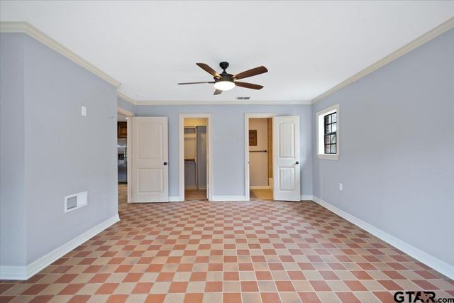 14733 County Road 384, Tyler, TX 75708