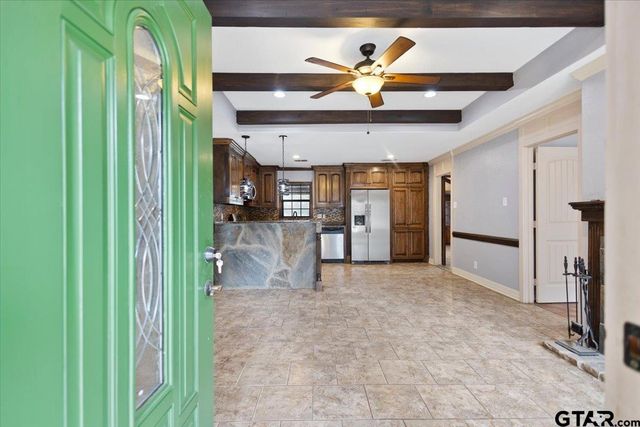 14733 County Road 384, Tyler, TX 75708