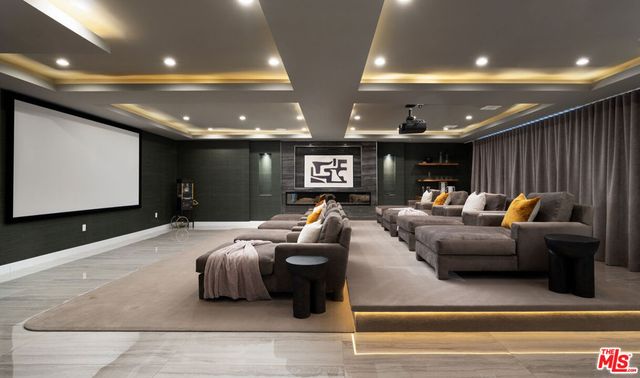 3820 Knobhill Drive, Sherman Oaks, CA 91423