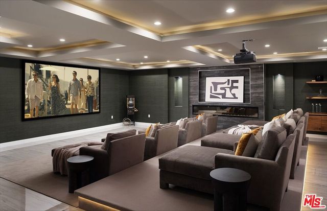 3820 Knobhill Drive, Sherman Oaks, CA 91423