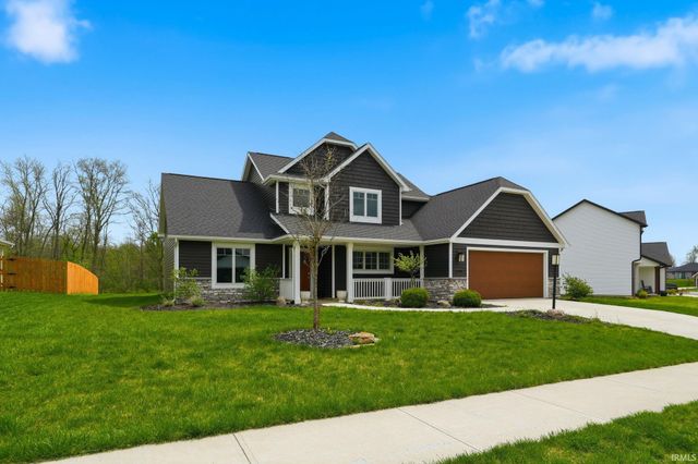 1907 Waynedale Drive, Garrett, IN 46738