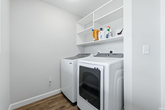 1907 Waynedale Drive, Garrett, IN 46738
