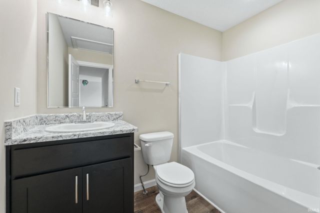 1907 Waynedale Drive, Garrett, IN 46738